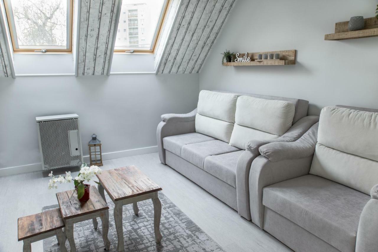 Farmhouse Apartman Apartment เอ็กเกอร์ ภายนอก รูปภาพ