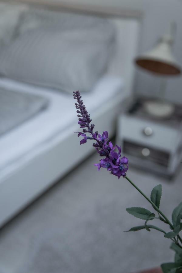Farmhouse Apartman Apartment เอ็กเกอร์ ภายนอก รูปภาพ