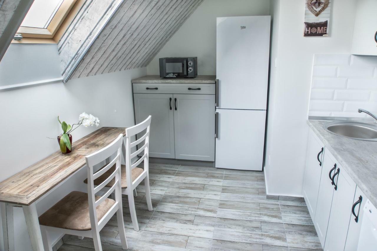 Farmhouse Apartman Apartment เอ็กเกอร์ ภายนอก รูปภาพ
