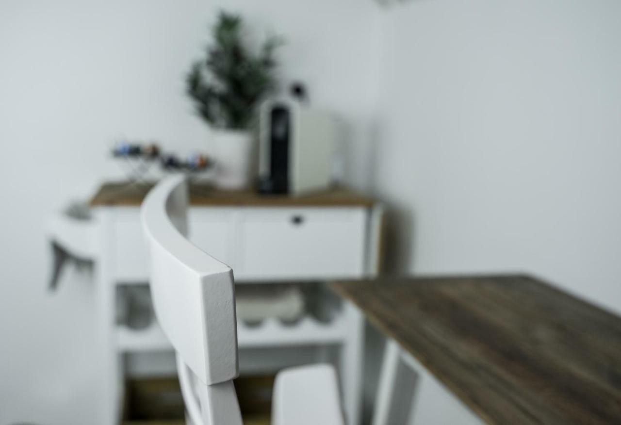 Farmhouse Apartman Apartment เอ็กเกอร์ ภายนอก รูปภาพ