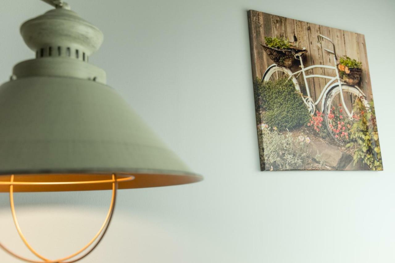Farmhouse Apartman Apartment เอ็กเกอร์ ภายนอก รูปภาพ